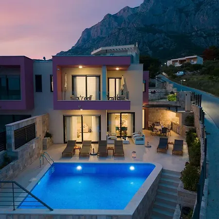 Ctma300-dream With Private Pool For 6 + 2 Persons Makarská