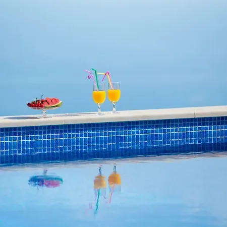Prázdninový dům Ctma300-dream With Private Pool For 6 + 2 Persons Makarská